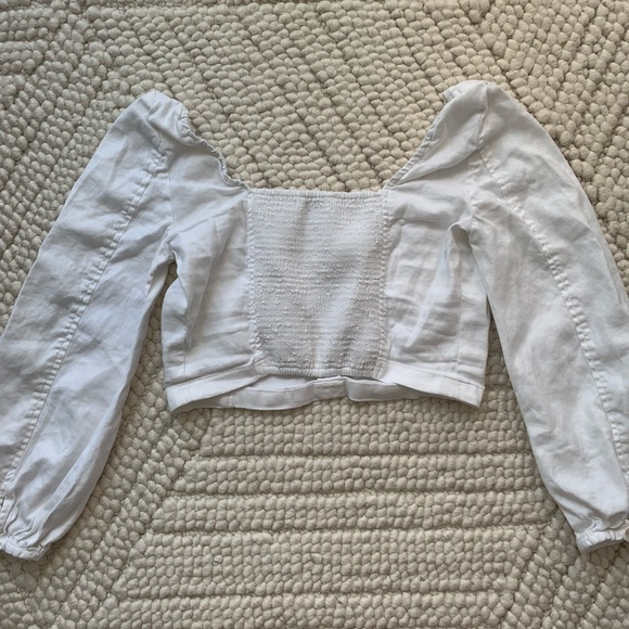 Aritzia Babaton Hadwyn Blouse - Picture 5 of 7